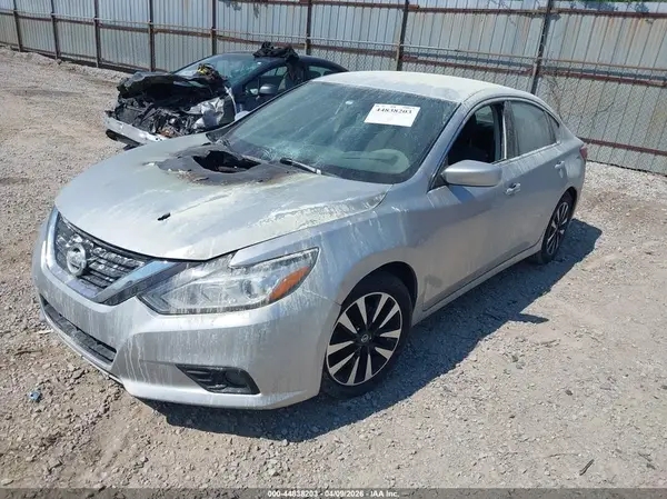 1N4AL3AP9JC181016 2018 NISSAN ALTIMA - Image 2