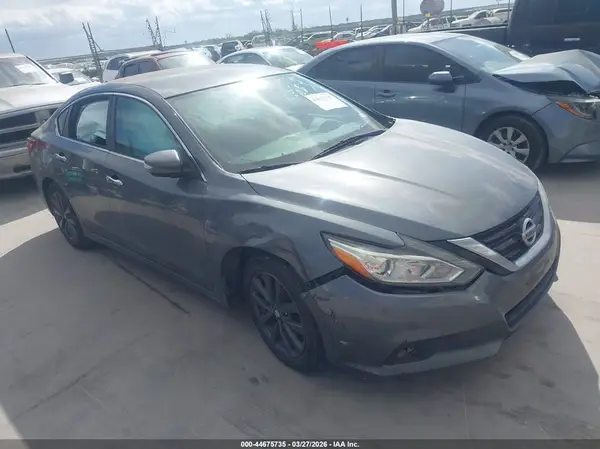 1N4AL3AP9JC183946 2018 NISSAN ALTIMA - Image 1