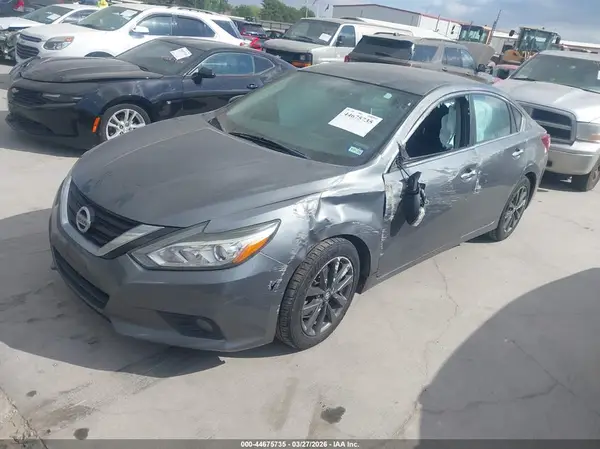 1N4AL3AP9JC183946 2018 NISSAN ALTIMA - Image 2