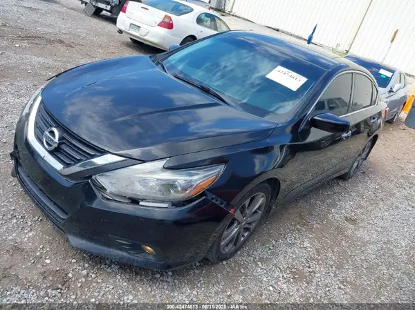 1N4AL3AP9JC184076 2018 NISSAN ALTIMA - Image 2