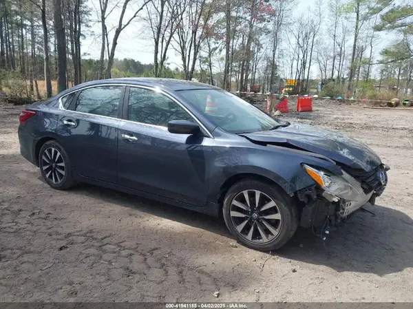 1N4AL3AP9JC184482 2018 NISSAN ALTIMA - Image 1