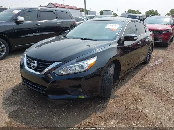 1N4AL3AP9JC187754 2018 NISSAN ALTIMA - Image 2