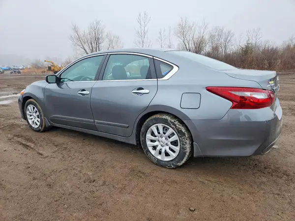 1N4AL3AP9JC188015 2018 NISSAN ALTIMA - Image 2