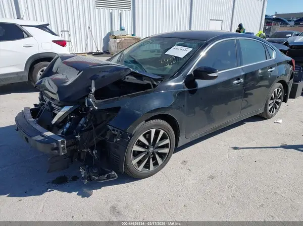 1N4AL3AP9JC189729 2018 NISSAN ALTIMA - Image 2