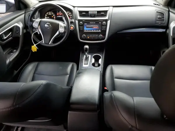 1N4AL3AP9JC190217 2018 NISSAN ALTIMA - Image 8