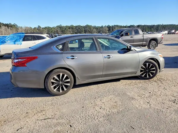1N4AL3AP9JC190878 2018 NISSAN ALTIMA - Image 2
