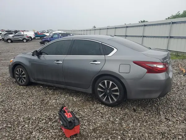 1N4AL3AP9JC193764 2018 NISSAN ALTIMA - Image 2
