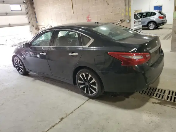 1N4AL3AP9JC195403 2018 NISSAN ALTIMA - Image 2