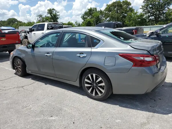 1N4AL3AP9JC195580 2018 NISSAN ALTIMA - Image 2