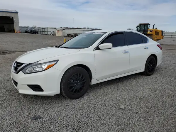 1N4AL3AP9JC196454 2018 NISSAN ALTIMA - Image 1
