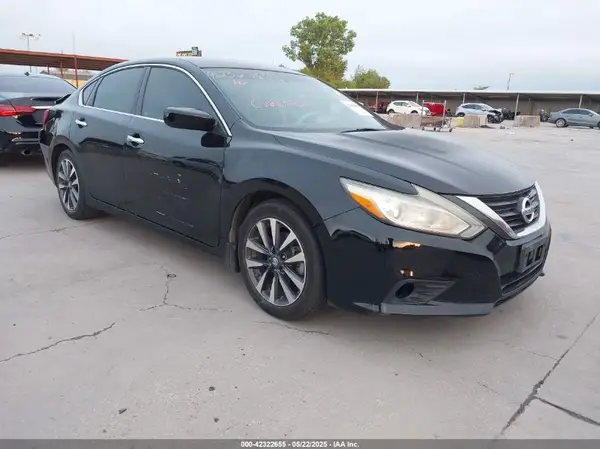 1N4AL3AP9JC197264 2018 NISSAN ALTIMA - Image 1
