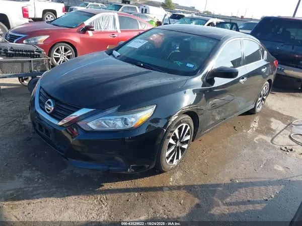 1N4AL3AP9JC200471 2018 NISSAN ALTIMA - Image 2
