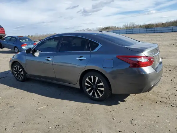 1N4AL3AP9JC204777 2018 NISSAN ALTIMA - Image 2