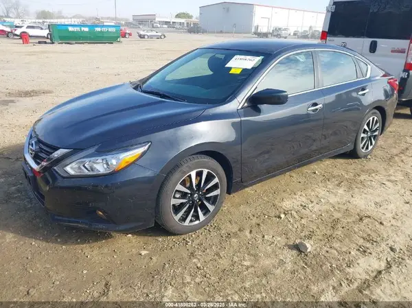 1N4AL3AP9JC206741 2018 NISSAN ALTIMA - Image 2