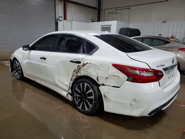 1N4AL3AP9JC207128 2018 NISSAN ALTIMA - Image 2