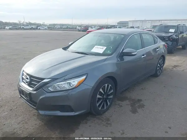 1N4AL3AP9JC208473 2018 NISSAN ALTIMA - Image 2