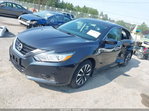1N4AL3AP9JC209638 2018 NISSAN ALTIMA - Image 2