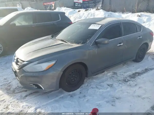1N4AL3AP9JC213396 2018 NISSAN ALTIMA - Image 2