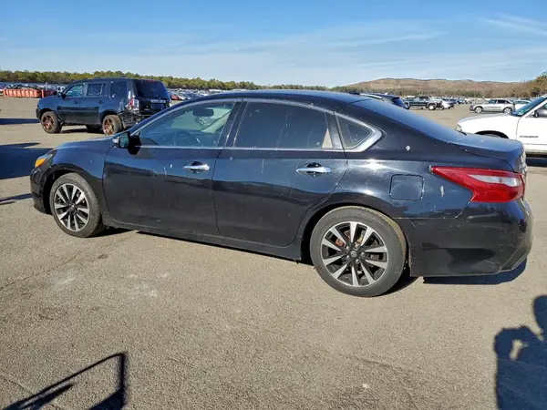 1N4AL3AP9JC216184 2018 NISSAN ALTIMA - Image 2