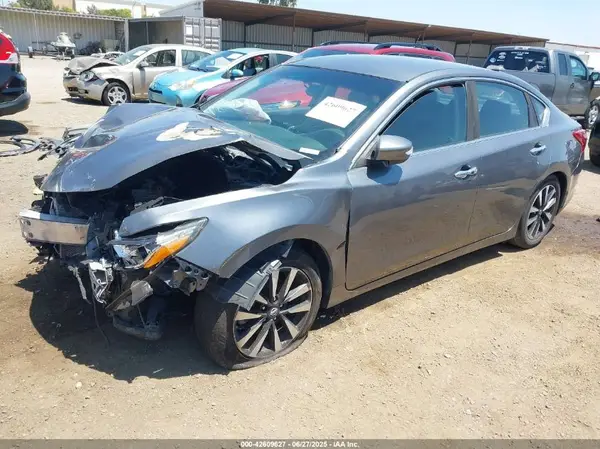 1N4AL3AP9JC216198 2018 NISSAN ALTIMA - Image 2