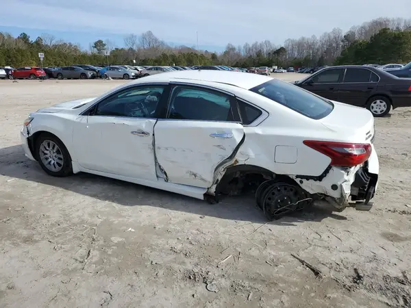 1N4AL3AP9JC216556 2018 NISSAN ALTIMA - Image 2