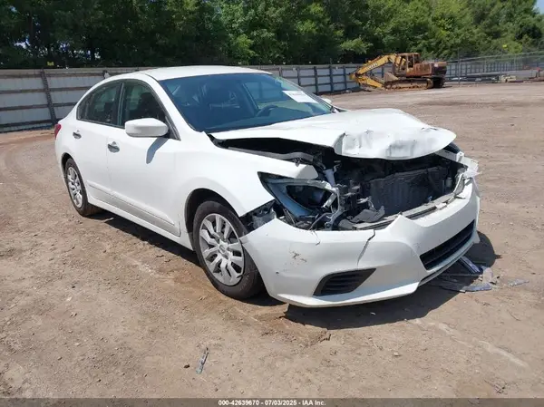 1N4AL3AP9JC220624 2018 NISSAN ALTIMA - Image 1