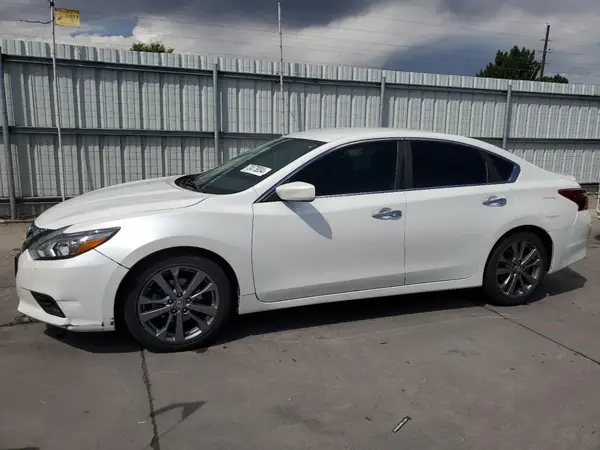 1N4AL3AP9JC224107 2018 NISSAN ALTIMA - Image 1