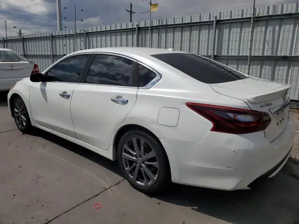 1N4AL3AP9JC224107 2018 NISSAN ALTIMA - Image 2