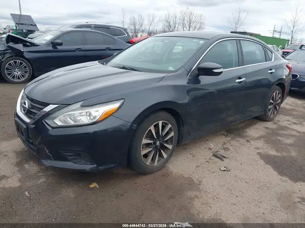 1N4AL3AP9JC224415 2018 NISSAN ALTIMA - Image 2
