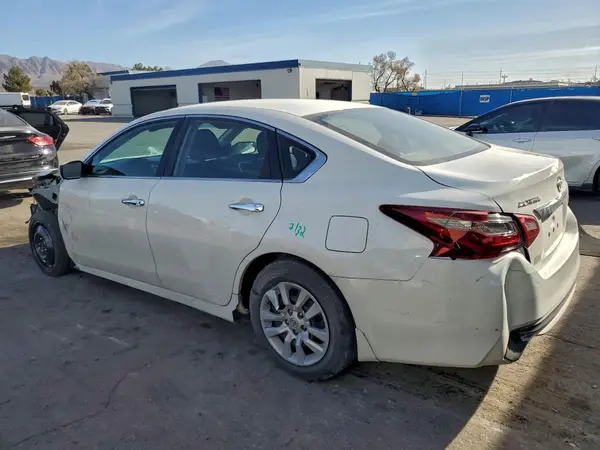 1N4AL3AP9JC229906 2018 NISSAN ALTIMA - Image 2