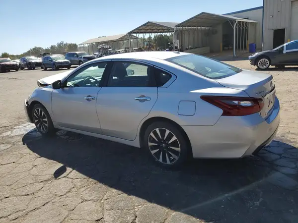 1N4AL3AP9JC230313 2018 NISSAN ALTIMA - Image 2