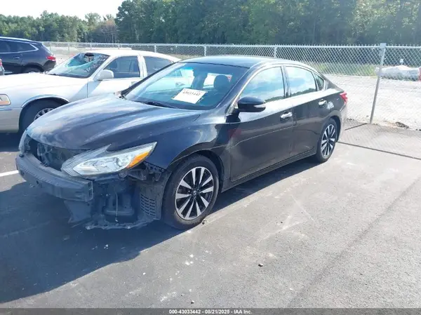 1N4AL3AP9JC234748 2018 NISSAN ALTIMA - Image 2