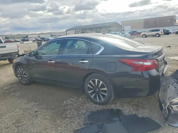 1N4AL3AP9JC237830 2018 NISSAN ALTIMA - Image 2