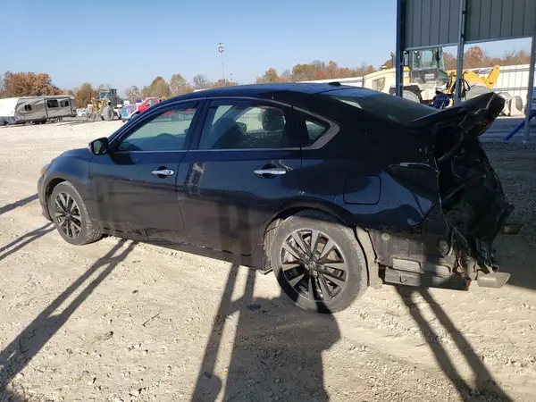 1N4AL3AP9JC238458 2018 NISSAN ALTIMA - Image 2