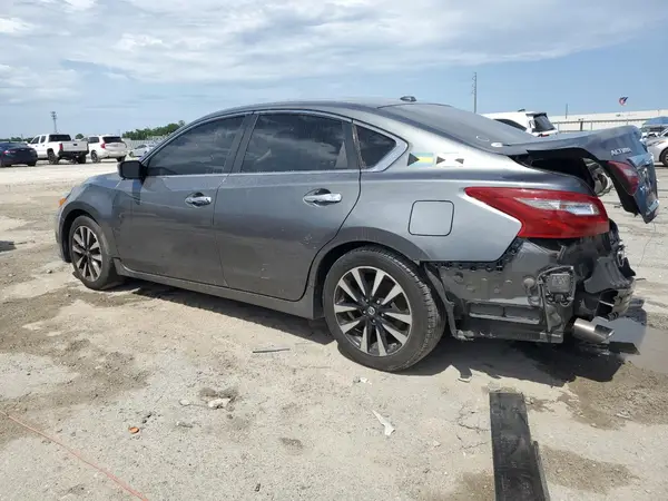 1N4AL3AP9JC238752 2018 NISSAN ALTIMA - Image 2