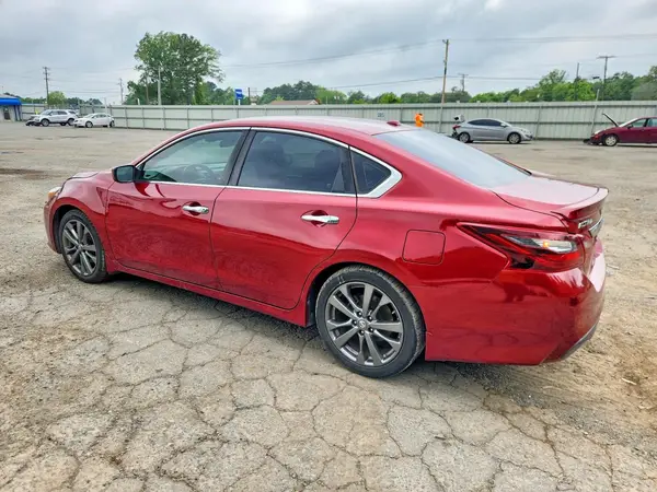 1N4AL3AP9JC242767 2018 NISSAN ALTIMA - Image 2