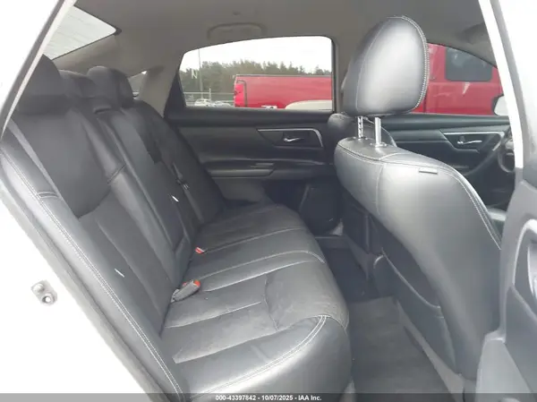 1N4AL3AP9JC243403 2018 NISSAN ALTIMA - Image 8