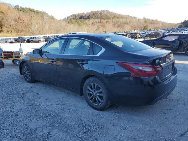 1N4AL3AP9JC245877 2018 NISSAN ALTIMA - Image 2