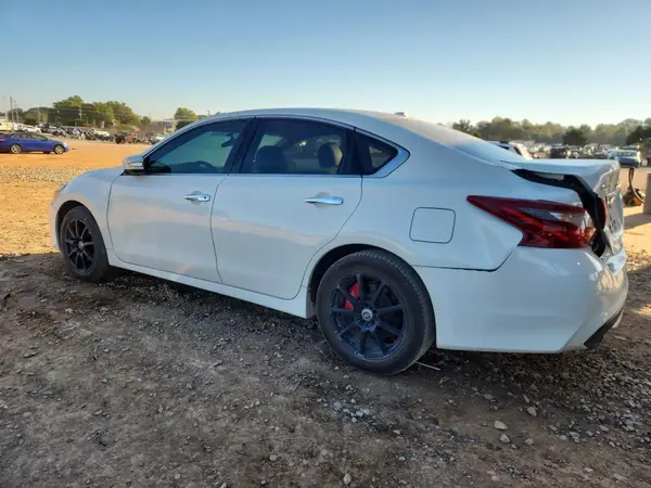 1N4AL3AP9JC248844 2018 NISSAN ALTIMA - Image 2