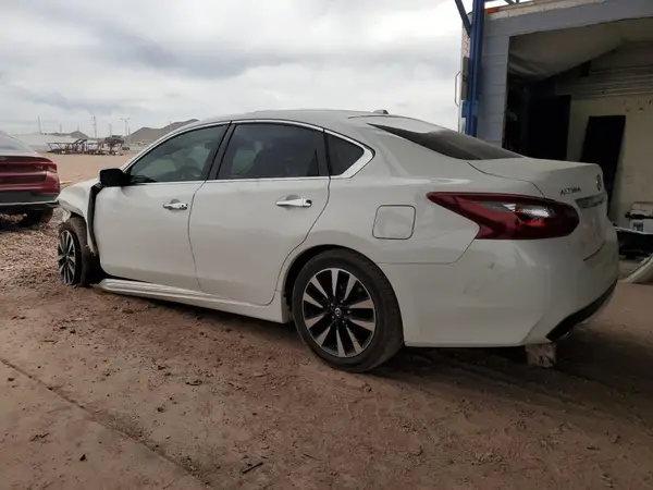 1N4AL3AP9JC249105 2018 NISSAN ALTIMA - Image 2