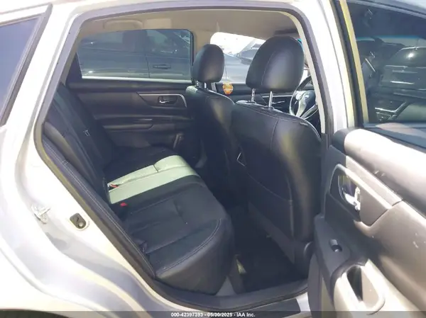 1N4AL3AP9JC249167 2018 NISSAN ALTIMA - Image 8