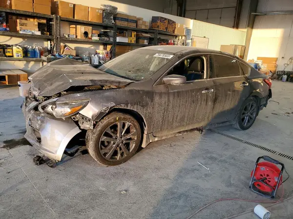 1N4AL3AP9JC249928 2018 NISSAN ALTIMA - Image 1