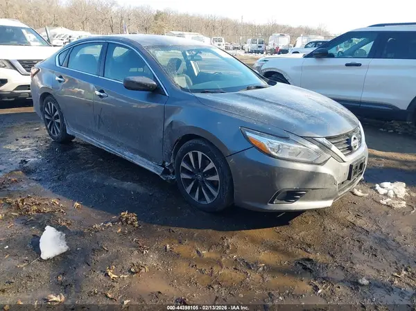 1N4AL3AP9JC250089 2018 NISSAN ALTIMA - Image 1