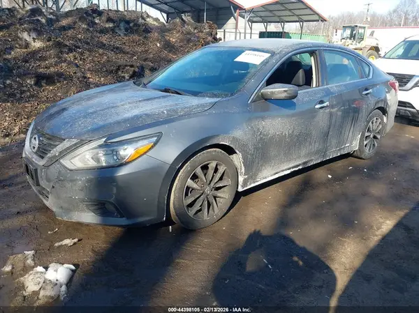 1N4AL3AP9JC250089 2018 NISSAN ALTIMA - Image 2