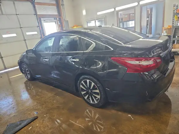 1N4AL3AP9JC250223 2018 NISSAN ALTIMA - Image 2