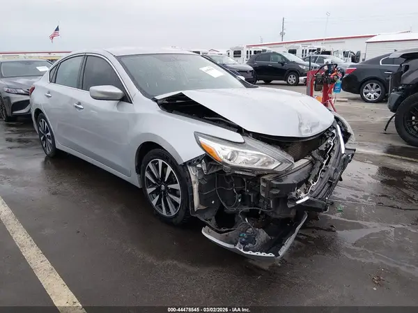 1N4AL3AP9JC254076 2018 NISSAN ALTIMA - Image 1