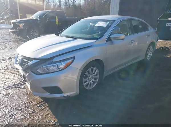 1N4AL3AP9JC254675 2018 NISSAN ALTIMA - Image 2