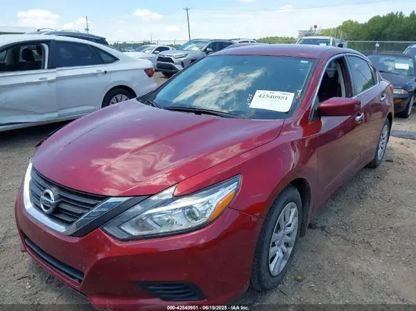 1N4AL3AP9JC255826 2018 NISSAN ALTIMA - Image 2