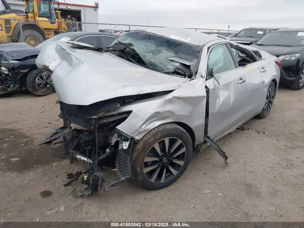 1N4AL3AP9JC256281 2018 NISSAN ALTIMA - Image 2