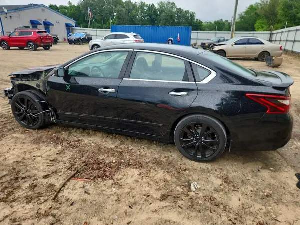 1N4AL3AP9JC258418 2018 NISSAN ALTIMA - Image 2